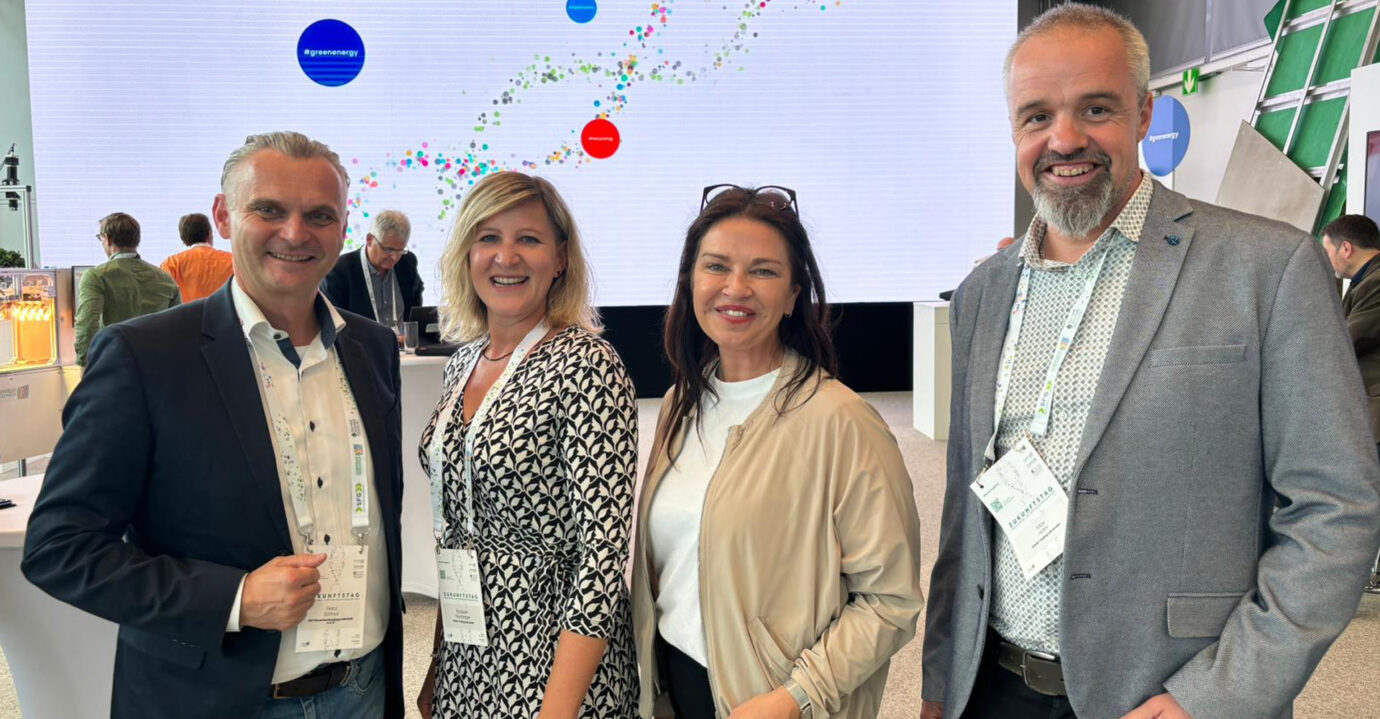 Foto beim Zukunftstag 2024 in Graz von Franz Schnur, Elisabeth Neuberger, Michaela Hold und Max Hofer (von links nach rechts)